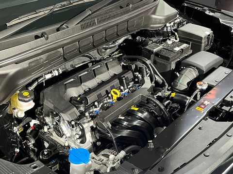 PT Kia Sales Indonesia memperkenalkan Kia Carens facelift di Hotel Fairmont, Jakarta pada Rabu (14/1/2026). Foto: Syahrul Ghiffari/kumparan