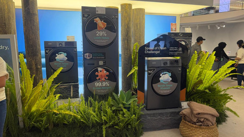 Mesin cuci MODENA yang dipamerkan di NEXTHOME by MODENA di Senayan City Mall, Jakarta Selatan. Foto: Habib Allbi Ferdian/kumparan