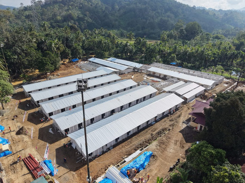 Hunian sementara di Tapanuli Selatan. Foto: PT Nindya Karya