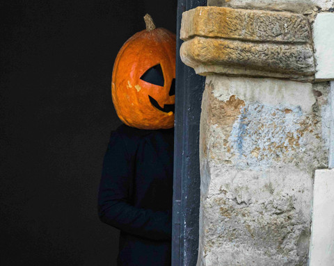 Ilustrasi rasa takut dan hilangnya kreativitas industri horor. Sumber: pexels.com