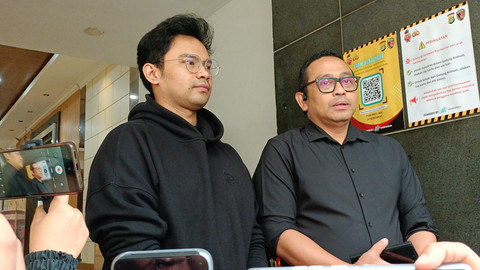 Insanul Fahmi usai menghadiri panggilan di Polda Metro Jaya. Foto: Aprilandika Pratama/kumparan