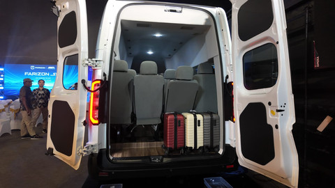 Tampilan mobil niaga listrik Farizon SV. Foto: Fitra Andrianto/kumparan