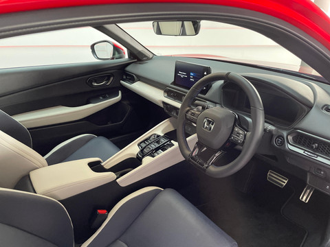 Tampilan interior Honda Prelude e:HEV resmi meluncur di Indonesia. Foto: Sena Pratama/kumparan