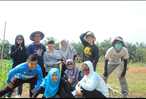 Penulis selaku dosen tamu dengan berbagai mahasiswa internasional, dari Vietnam, Malaysia, dan Jepang. (Foto; Pribadi)