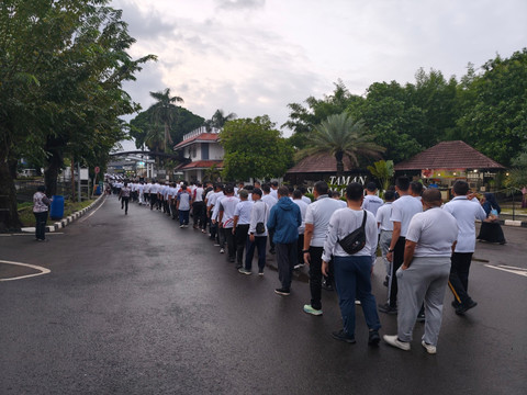 Fun Walk di sekitar Asrama Haji Pondok Gede, Jakarta Timur. Foto:  Dok. MCH Kemenhaj