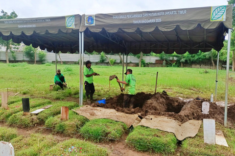 TPU Rawa Terate, tempat selebgram Lula Lahfah akan dimakamkan. Foto: Aprilandika Pratama/kumparan