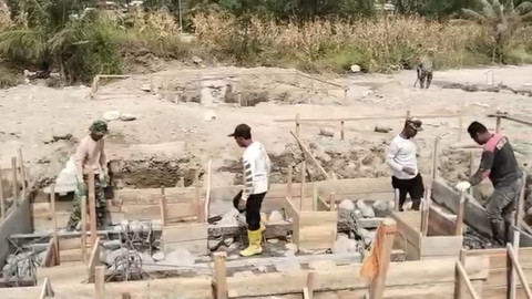 Pembangunan di desa terpencil di Aceh. Foto: Bakom RI