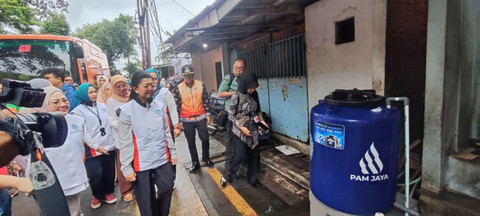 TP PKK Provinsi DKI Jakarta dan Daya Wanita PAM JAYA dalam kegiatan sosial kemasyarakatan di wilayah DKI Jakarta, Jum'at (30/01). Foto: Dok. Istimewa