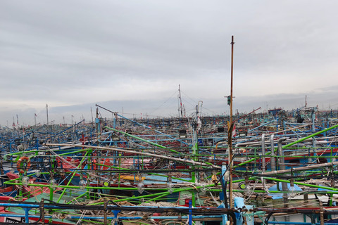Kondisi ribuan kapal yang terparkir di Dermaga T Pelabuhan Muara Angke, Jakarta Utara, Jumat (30/1). Foto: Jeni Ritanti/kumparan