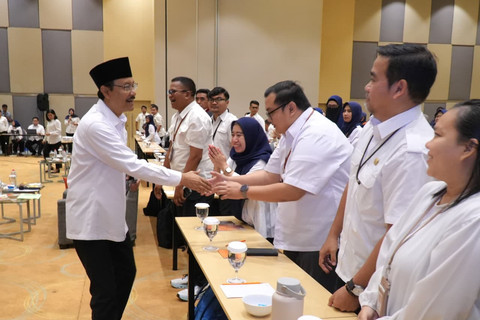 Mensos Saifullah Yusuf (Gus Ipul) menghadiri Koordinasi Penyelenggaraan Sekolah Rakyat Tahun 2026 yang diikuti 166 Kepala Sekolah Rakyat di Bekasi, Jawa Barat, Jumat (30/1). Foto: Dok Kemensos
