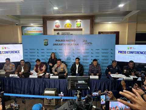 Konpers terkait meninggalnya influencer Lula Lahfah di Polres Jaksel, Jumat (30/1). Foto: Abid Raihan/kumparan