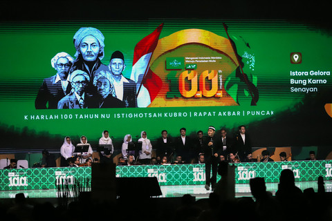 Para peserta memadati kursi saat acara Harlah ke-100 tahun NU di Istora Senayan, Jakarta, Sabtu (31/1/2026). Foto: Jamal Ramadhan/kumparan