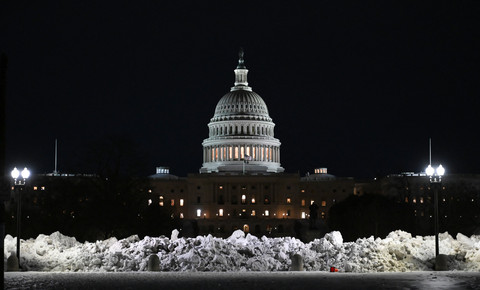 Pemerintah AS mengalami penutupan sebagian pada hari Sabtu karena tenggat waktu pendanaan tengah malam berlalu tanpa Kongres menyetujui anggaran 2026. Foto: alex wroblewski / AFP