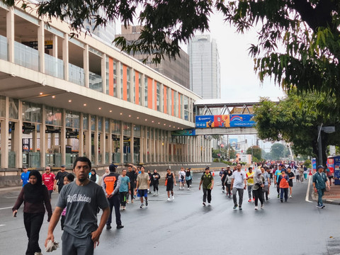 Suasana Car Free Day (CFD) di kawasan Bundaran HI, Jakarta Pusat, Minggu (1/2). Foto: Jeni Ritanti/kumparan