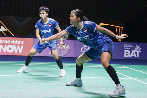 Ganda putri Indonesia, Amallia Cahaya Pratiwi/Siti Fadia Silva, saat bertanding di Thailand Masters 2026. Foto: Dok. PBSI