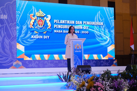 Ketum KADIN DIY, GKR Mangkubumi, saat memberikan pidato pertamanya usai dikukuhkan sebagai Ketum KADIN DIY oleh Ketum KADIN Indonesia, Anindya Bakrie. Foto: Dok. Istimewa