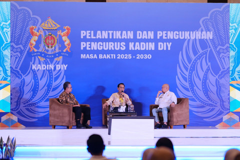 Gubernur DIY, Sri Sultan HB X saat memberikan pesannya untuk KADIN DIY. Foto: Dok. Istimewa