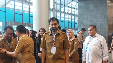 Gubernur Aceh Muzakir Manaf saat tiba di Rakornas Pemerintah Pusat dan Daerah 2026, Senin (2/2/2026), di SICC Sentul.  Foto: Nabila Ulfa/kumparan