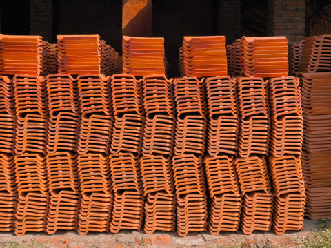 Ilustrasi genteng. Foto: OmJee_144/Shutterstock