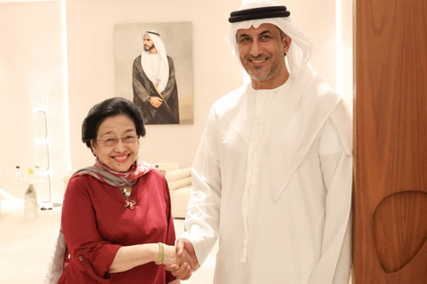Presiden Kelima RI yang juga Ketua Umum PDI Perjuangan (PDIP) Megawati Soekarnoputri tiba di Abu Dhabi, Uni Emirat Arab (UEA), Minggu (1/2/2026) sore waktu setempat atau Minggu malam WIB. Foto: Dok. PDIP