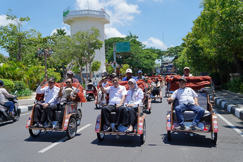 200 unit becak listrik gratis pemberian Presiden RI Prabowo Subianto di Kabupaten Lamongan, Jawa Timur, Selasa (3/2/2026). Foto: Dok. Bakom RI
