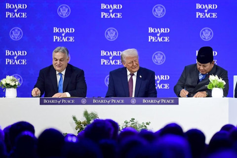 Presiden Republik Indonesia, Prabowo Subianto menjadi salah satu pemimpin negara yang menandatangani Board of Peace (BoP) Charter pada Kamis, 22 Januari 2026 di Davos, Swiss. Foto: www.idntimes.com