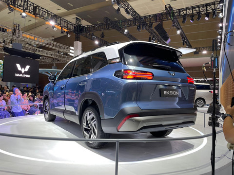Wuling Eksion debut di Indonesia International Motor Show (IIMS) 2026. Foto: Sena Pratama/kumparan
