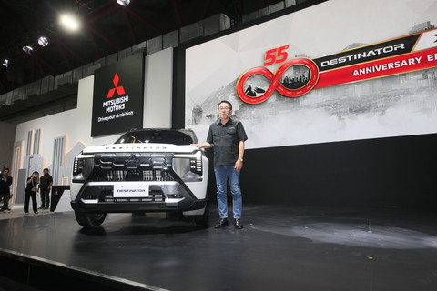 Mitsubishi Xforce & Destinator edisi spesial hadir di IIMS 2026. Foto: dok. MMKSI