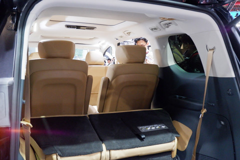 GAC E8 tampil di IIMS 2026. Foto: Sena Pratama/kumparan