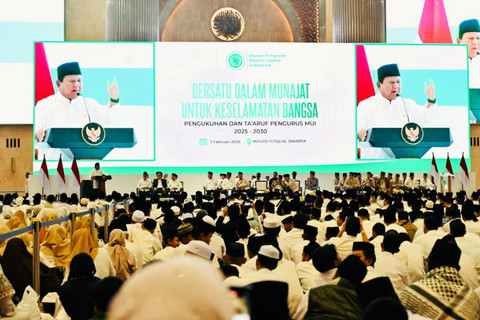 Presiden Prabowo Subianto saat menghadiri acara Bersatu dalam Munajat untuk Keselamatan Bangsa dan Pengukuhan Pengurus MUI 2025-2030 di Masjid Istiqlal, Jakarta, Sabtu (7/2/2026). Foto: Dok. Biro Pers Sekretariat Presiden