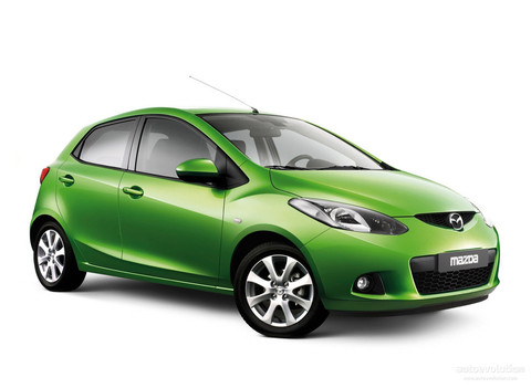 Mazda 2 generasi kedua sebagai model pertama yang dipasarkan di Tanah Air. Foto: Dok. Mazda