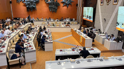Suasana rapat pimpinan DPR dengan Pemerintah terkait jaminan sosial di Kompleks Parlemen, Senayan, Jakarta, Senin (9/2/2026). Foto: Nasywa Athifah/kumparan