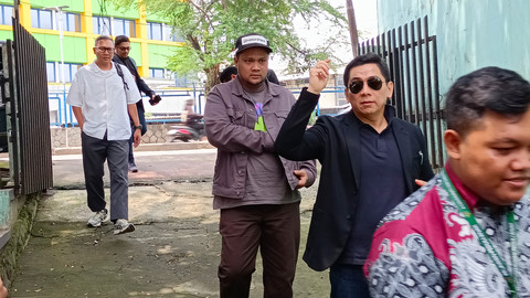 Virgoun memenuhi panggilan klarifikasi di Komnas PA. Foto: Aprilandika Pratama/kumparan