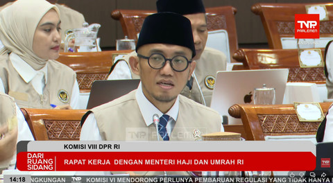 Dahnil Anzar Simanjunta, Wakil Menteri Haji dan Umrah memberikan paparannya saat Rapat Kerja Komisi VIII DPR RI dengan Kementerian Haji dan Umrah yang disiarkan secara langsung lewat TVR PARLEMEN di Kompleks Parlemen, Jakarta, Selasan (10/2/2026). Foto: YouTube/ TVR Parlemen