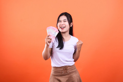 Ramalan keuangan zodiak Pisces bulan Februari 2026. Foto: Ajab_Wicaksono/Shutterstock