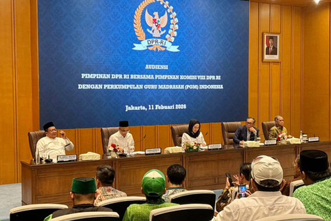 Audiensi Wakil Ketua DPR RI Sari Yuliati dan pimpinan Komisi VIII DPR RI bersama Perkumpulan Guru Madrasah (PGM) Indonesia di Kompleks Parlemen, Senayan, Jakarta Pusat, Rabu (11/2/2026). Foto: Abid Raihan/kumparan
