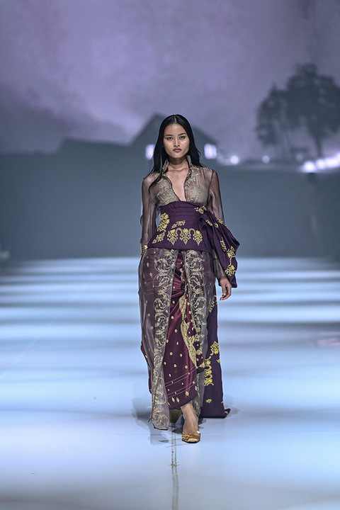 Koleksi Tangan Privé di Dewi Fashion Knights. Foto: JFW