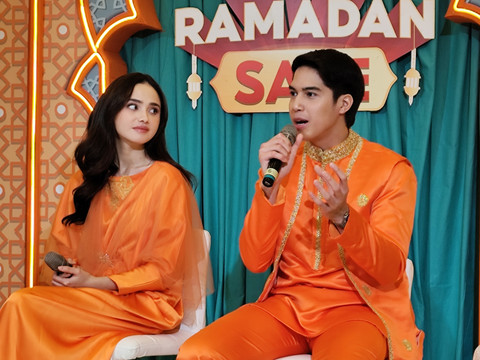 Syifa Hadju dan El Rumi saat acara temu media Shopee Big Ramadan Sale di kawasan Jakarta Selatan, Rabu (11/2/2026). Foto: Salsha Okta Fairuz/kumparan