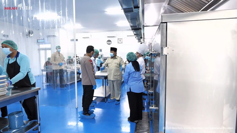 Presiden Prabowo menghadiri peresmian 1.072 SPPG dan 18 Gudang Ketahanan Pangan serta Groundbreaking 107 SPPG Polri, (13/2). Foto: YouTube/ Sekretariat Presiden