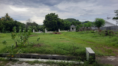 Pemakaman China tempat duel korban M Nur Huda dan terlapor RZ, di Desa/Kecamatan Kapongan, Situbondo. Foto: kumparan