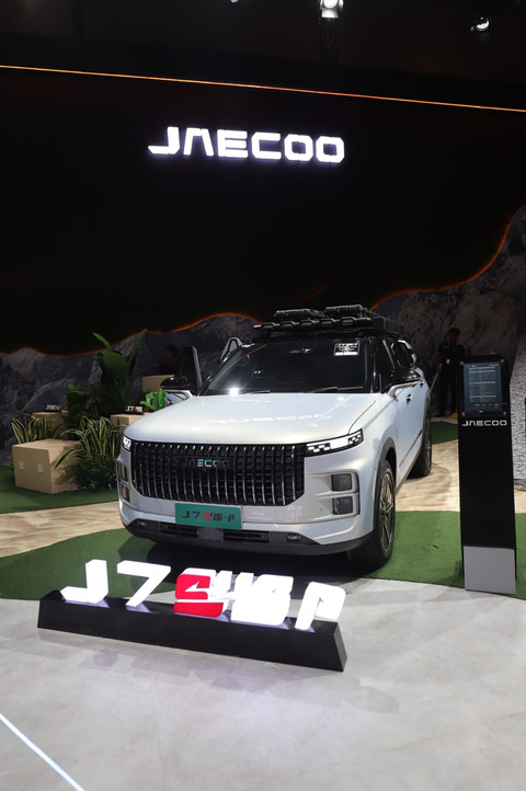 Jaecoo J7 SHS-P di IIMS 2026. Foto: Fitra Andrianto/kumparan