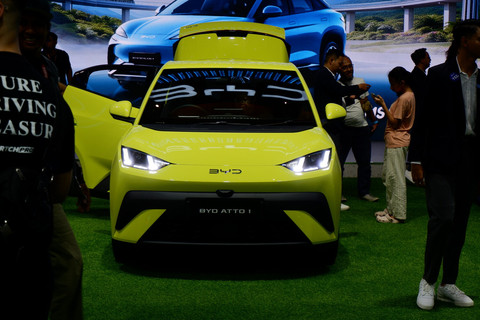 Mobil listrik BYD di IIMS 2026. Foto: Sena Pratama/kumparan