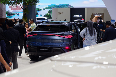 Mobil listrik BYD di IIMS 2026. Foto: Sena Pratama/kumparan