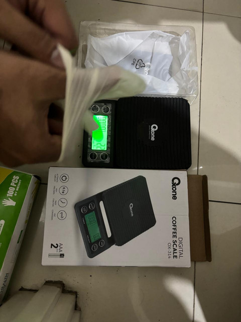 Barang bukti kasus Clandetine Lab di apartemen jaringan internasional Iran-Indonesia. Foto: Dok. Bareskrim Polri