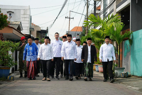 Menko, Djamari dalam acara Pembukaan Silaturahmi Alim Ulama dan Rapat Kerja Nasional Persatuan Guru Nahdlatul Ulama (PERGUNU) & Jaringan Kiai Santri Nasional (JKSN) di Surabaya, Jawa Timur, Sabtu (14/2/2026). Foto: Dok. Kemenko Polkam