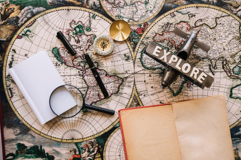 Ilustrasi sejarah ejaan bahasa Indonesia. Foto: Freepik