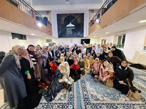 Oki Setiana Dewi Berdakwah di Luar Negeri. Foto: Istimewa