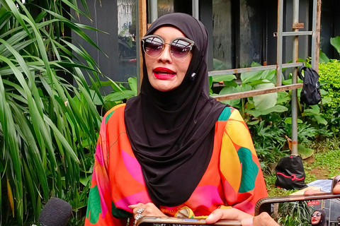 Dokter Detektif (Doktif) sambangi Polda Metro Jaya. Foto: Aprilandika Pratama/kumparan