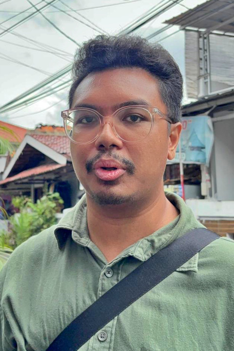 Naufal, salah satu warga yang memprotes kebisingan Fourthwall Padel usai mediasi di Kelurahan Gandaria Selatan, Jakarta Selatan pada Kamis (19/2/2026). Foto: Abid Raihan/kumparan