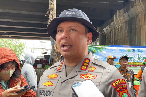Kabid Humas Polda Metro Jaya Kombes Pol Budi Hermanto usai Korve Lingkungan di Kolong Tol Tanjung Priok, Jakarta Utara, Kamis (19/2). Foto: Rayyan/Kumparan